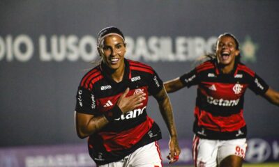 flamengo-derrota-vitoria-e-fica-perto-de-lideres-no-br-feminino