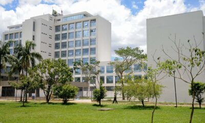 pm-retira-estudantes-da-reitoria-da-usp