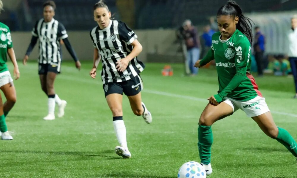 br-feminino:-palmeiras-goleia-atletico-mg-e-assume-vice-lideranca