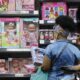com-queda-do-dolar,-comercio-cresce-0,5%-em-marco-e-amplia-recorde