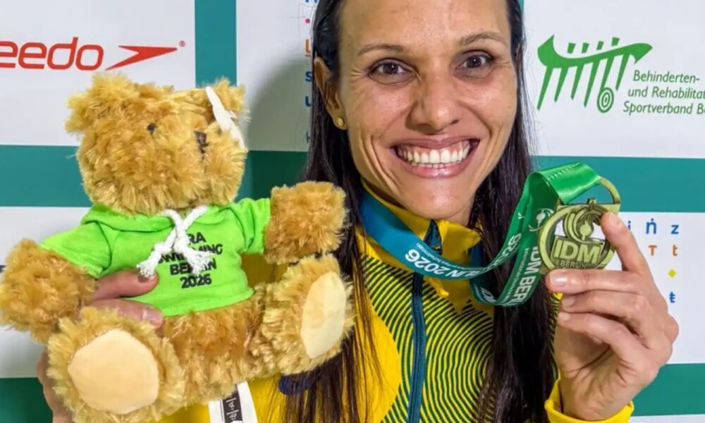 carol-santiago-e-ouro,-o-37o-podio-do-pais-no-internacional-de-berlim