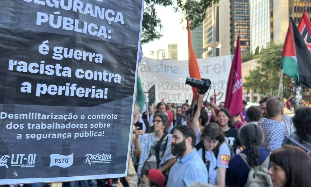 cordao-da-mentira-faz-ato-na-paulista-para-lembrar-crimes-de-maio