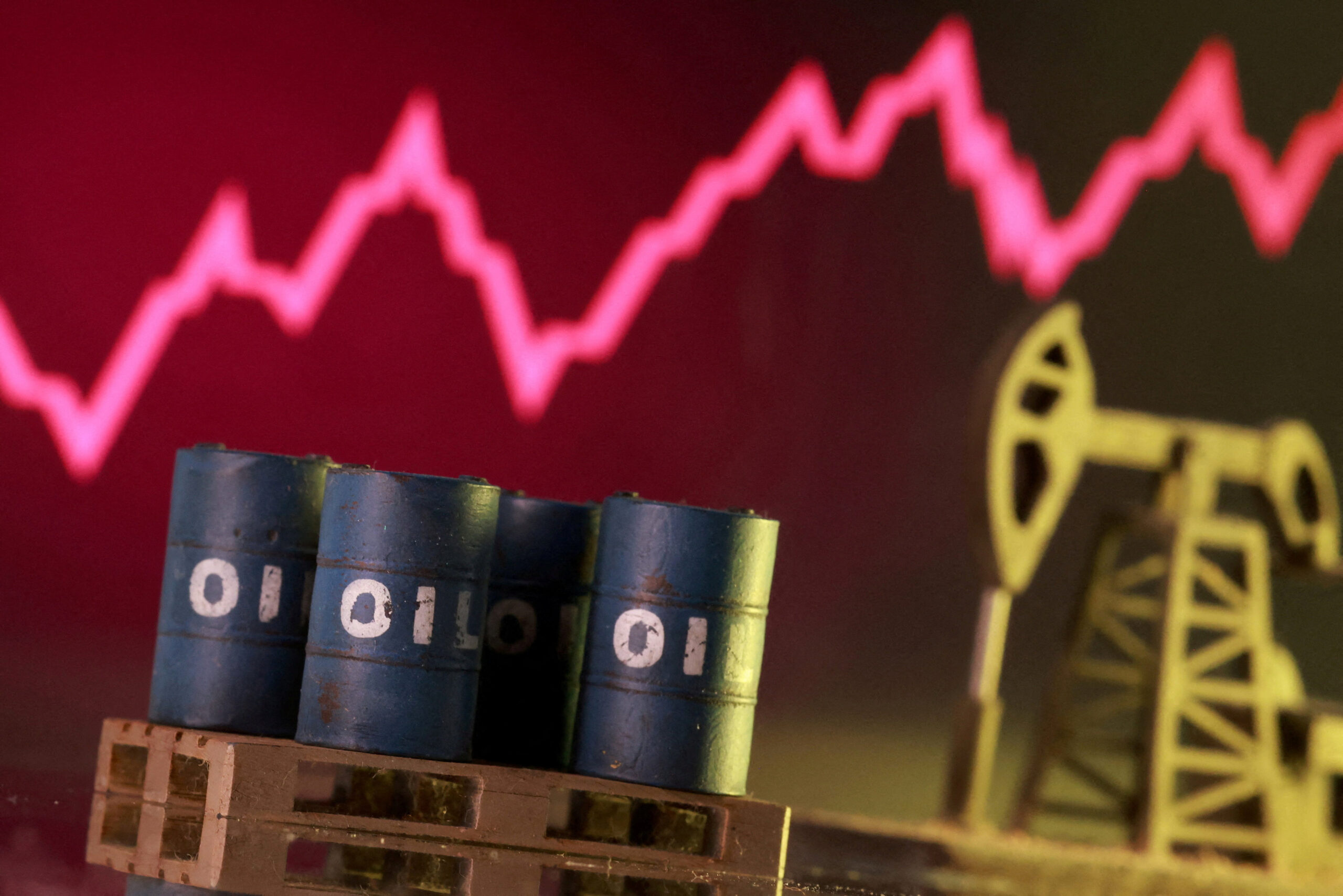 petroleo-volta-a-subir-com-noticia-de-que-eua-recusaram-oferta-do-ira-para-acordo