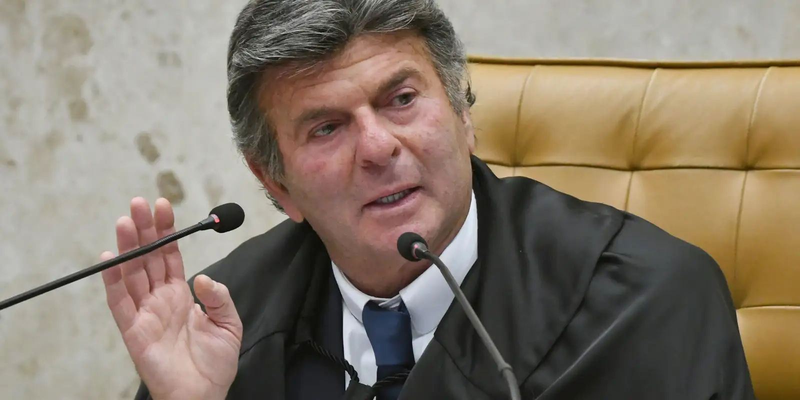 fux-vota-para-manter-presos-pai-e-primo-de-vorcaro