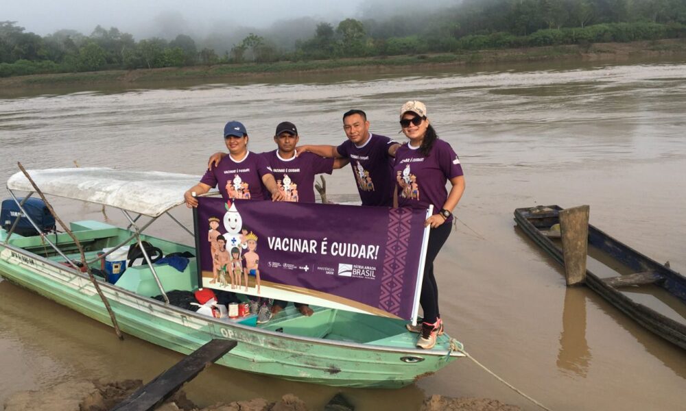 profissionais-de-saude-vencem-desafios-para-vacinacao-em-area-indigena