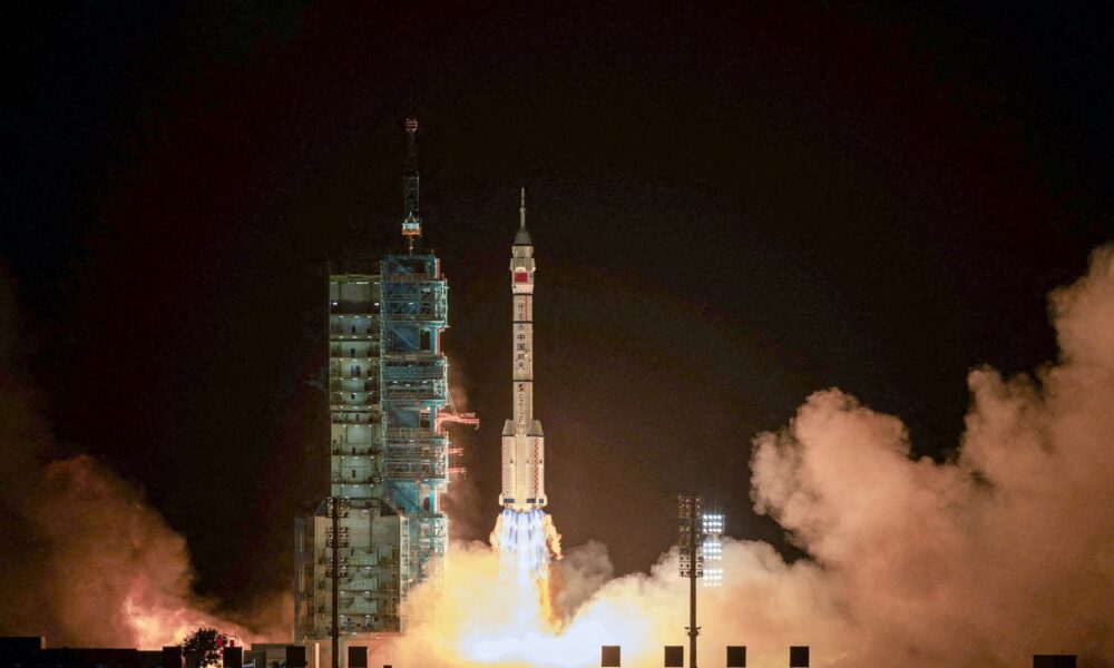 china-envia-astronauta-para-missao-espacial-de-um-ano