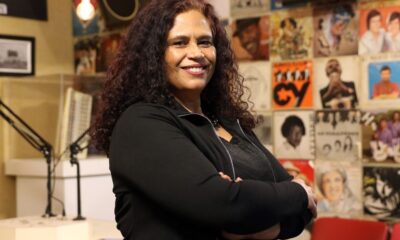 beatriz-arcoverde,-da-ebc,-vence-categoria-do-premio-mulheres-raras