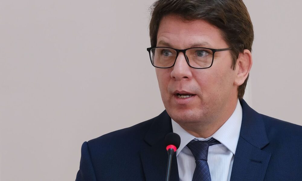frias-nega-ao-stf-envio-de-emendas-para-financiar-filme-de-bolsonaro