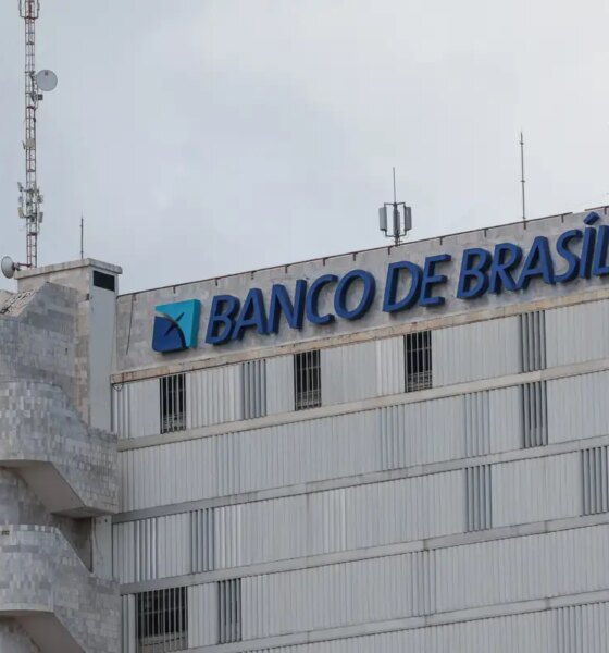 brb-adia-divulgacao-de-balanco-apos-acordo-de-socorro-com-a-uniao