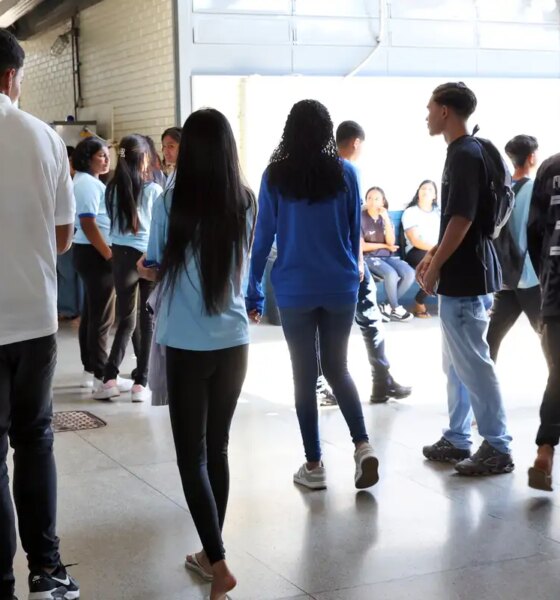 enem-2026:-estudante-do-pe-de-meia-e-isento-da-taxa-de-inscricao