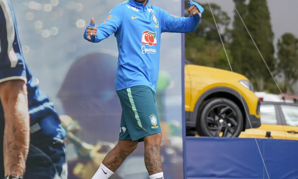 neymar-nao-viaja-com-selecao-para-cleveland;-segue-em-tratamento