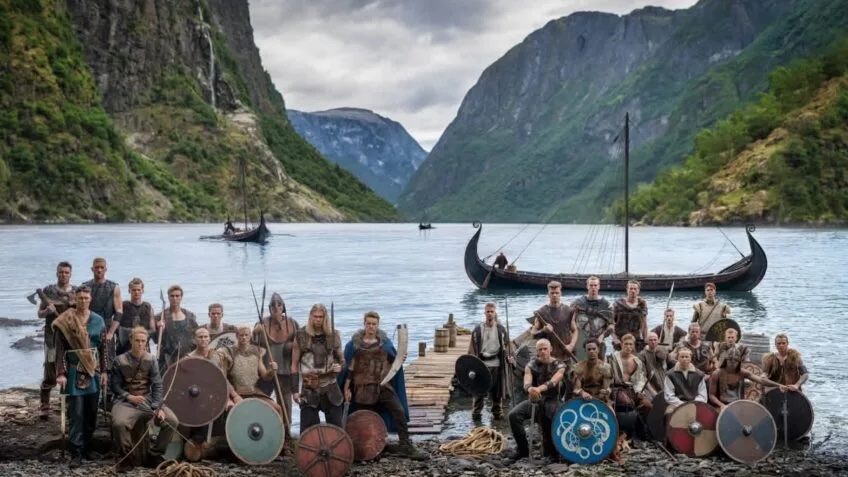 noruega-celebra-fim-de-jejum-de-28-anos-na-copa-do-mundo-com-trajes-vikings