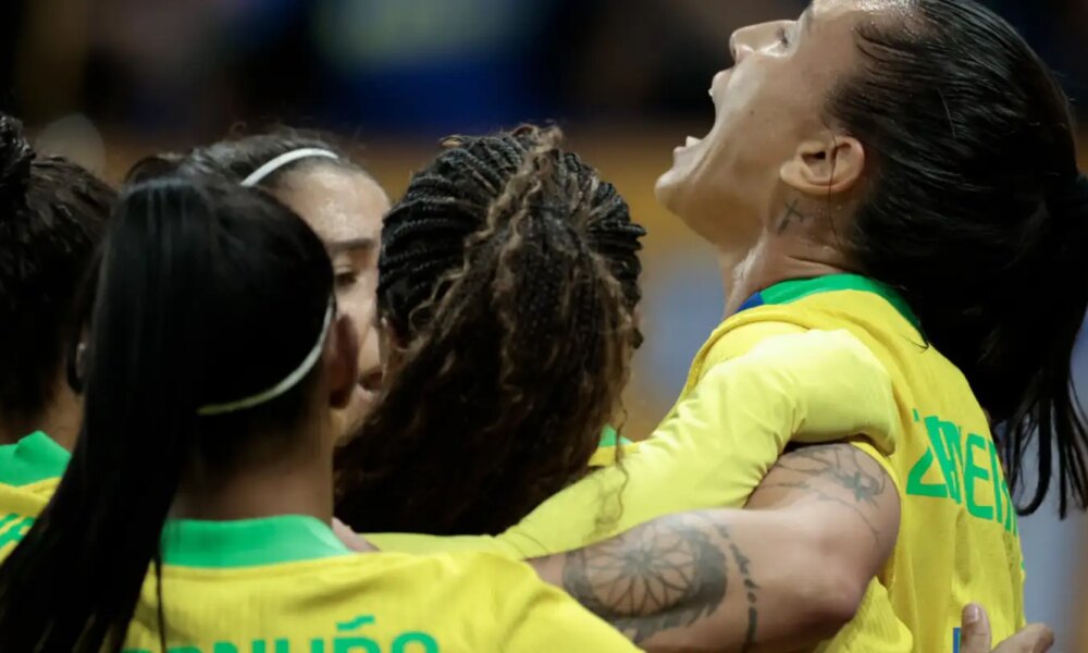 em-virada-relampago,-selecao-brasileira-feminina-vence-estados-unidos